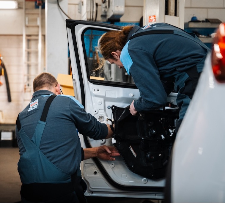 Common Image dinesten_images_1770966394.jpg Ruitreparatie | Autobedrijf De Waal B.V.