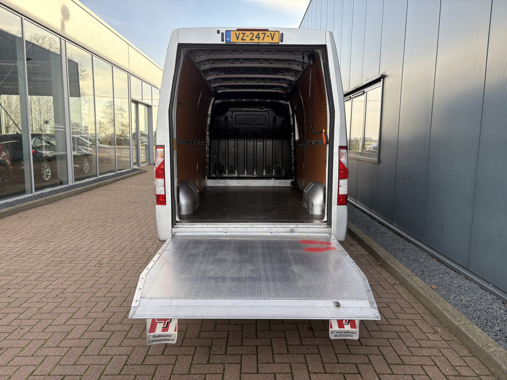 Renault Master T35 2.3 dCi 125pk L3H2 Laadklep 1555KG LAADGEWICHT 39846643-2.jpg | Autobedrijf De Waal B.V.