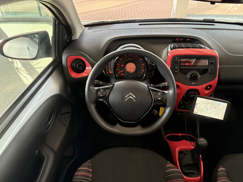 Citroën C1 1.2 Airscape 82PK Shine 5-drs. 45056233-1.jpg | Autobedrijf De Waal B.V.