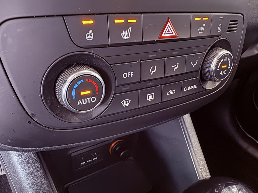 Kia Venga 1.6 CVVT DynamicPLusLine Automaat 50360212-4.jpg | Autobedrijf De Waal B.V.