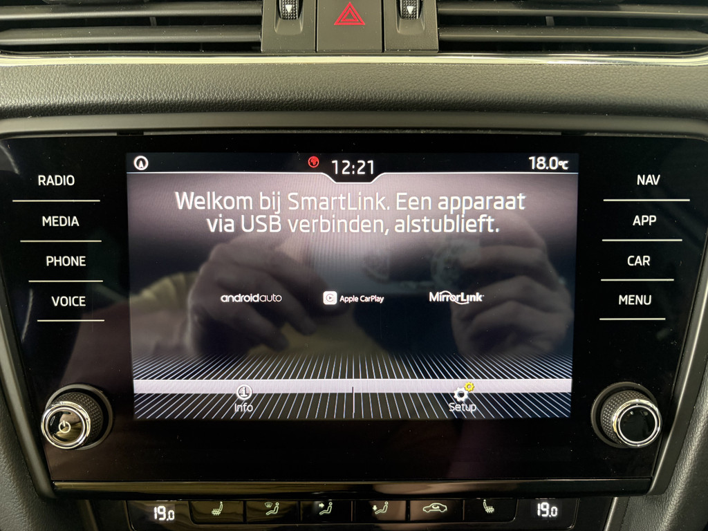 Škoda Octavia Combi 1.0 TSi 115pk Business Edition 50827089-2.jpg | Autobedrijf De Waal B.V.