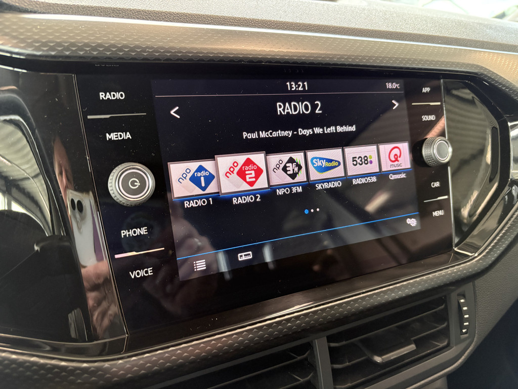 Volkswagen T-Cross 1.0 TSi 95pk 51653971-4.jpg | Autobedrijf De Waal B.V.