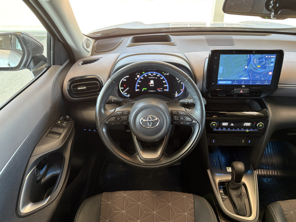 Toyota Yaris Cross 1.5 Hybrid Adventure 52092558-1.jpg | Autobedrijf De Waal B.V.