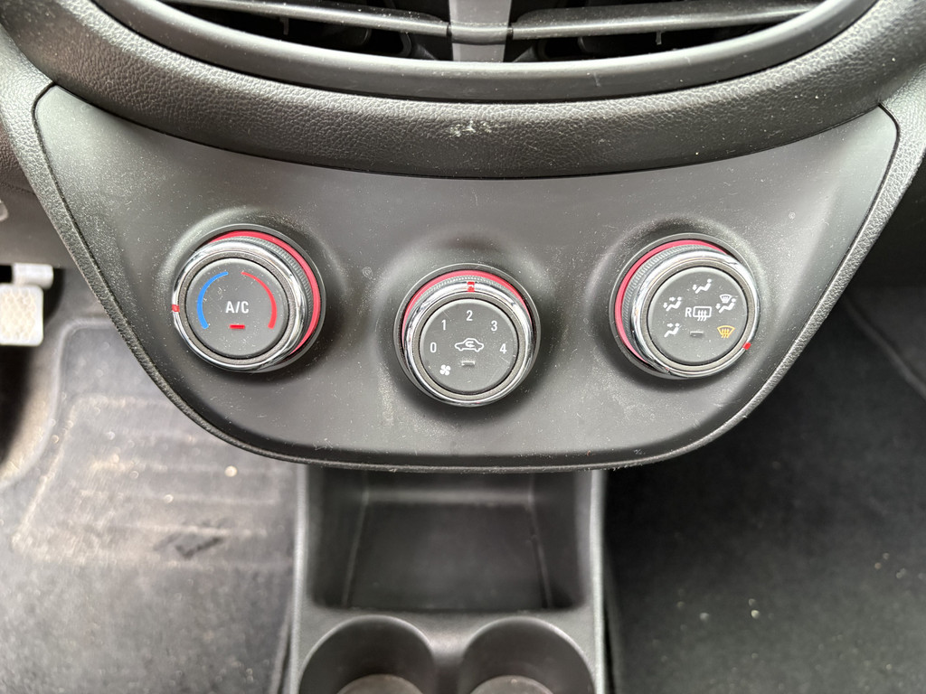 Opel KARL 1.0 ecoFLEX 75pk Edition Plus 53251294-3.jpg | Autobedrijf De Waal B.V.