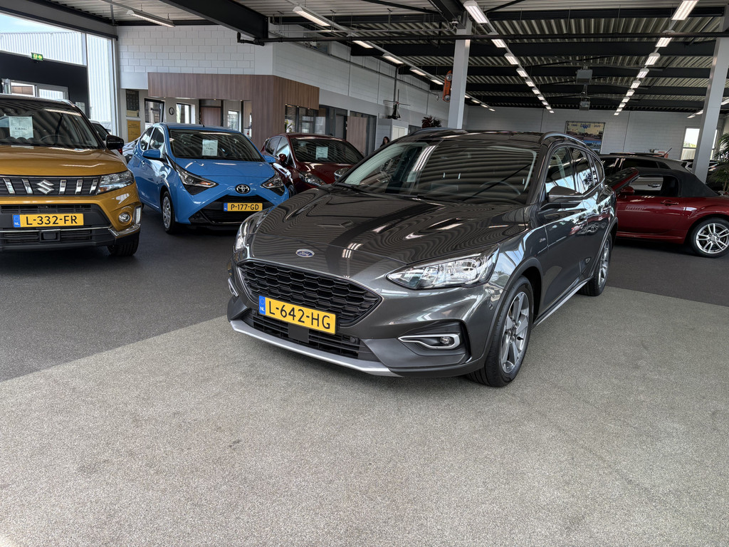 Ford Focus Wagon 1.0 EcoB.Hybrid Active Business 53487138-1.jpg | Autobedrijf De Waal B.V.