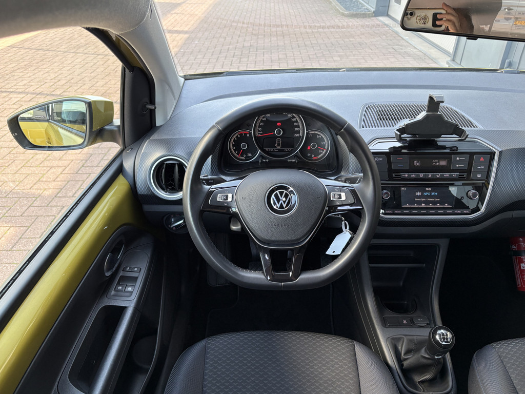 Volkswagen up! 1.0 BMT United 5-drs. 53949371-1.jpg | Autobedrijf De Waal B.V.