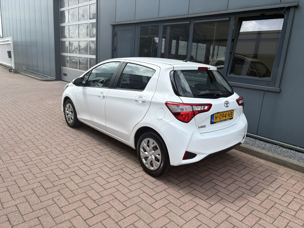 Toyota Yaris 1.5 VVT-i Active Automaat 5-drs. 53981805-2.jpg | Autobedrijf De Waal B.V.