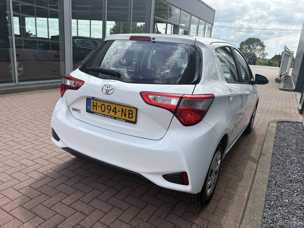 Toyota Yaris 1.5 VVT-i Active Automaat 5-drs. 53981805-4.jpg | Autobedrijf De Waal B.V.