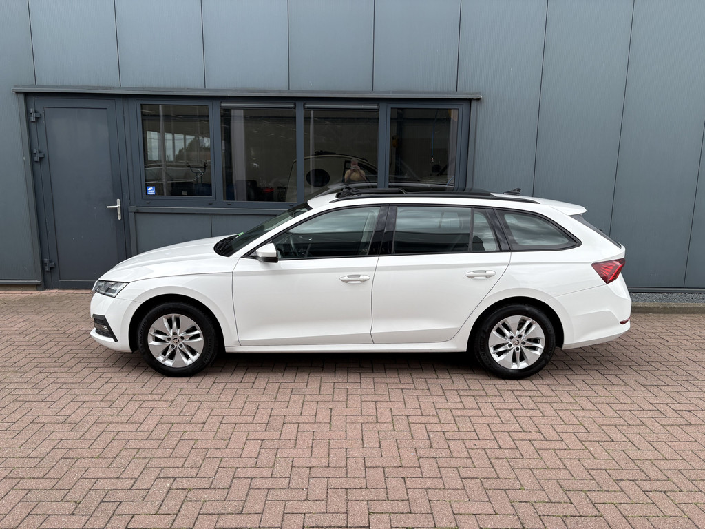 Škoda Octavia Combi 1.0 TSi Business Edition 54279377-1.jpg | Autobedrijf De Waal B.V.
