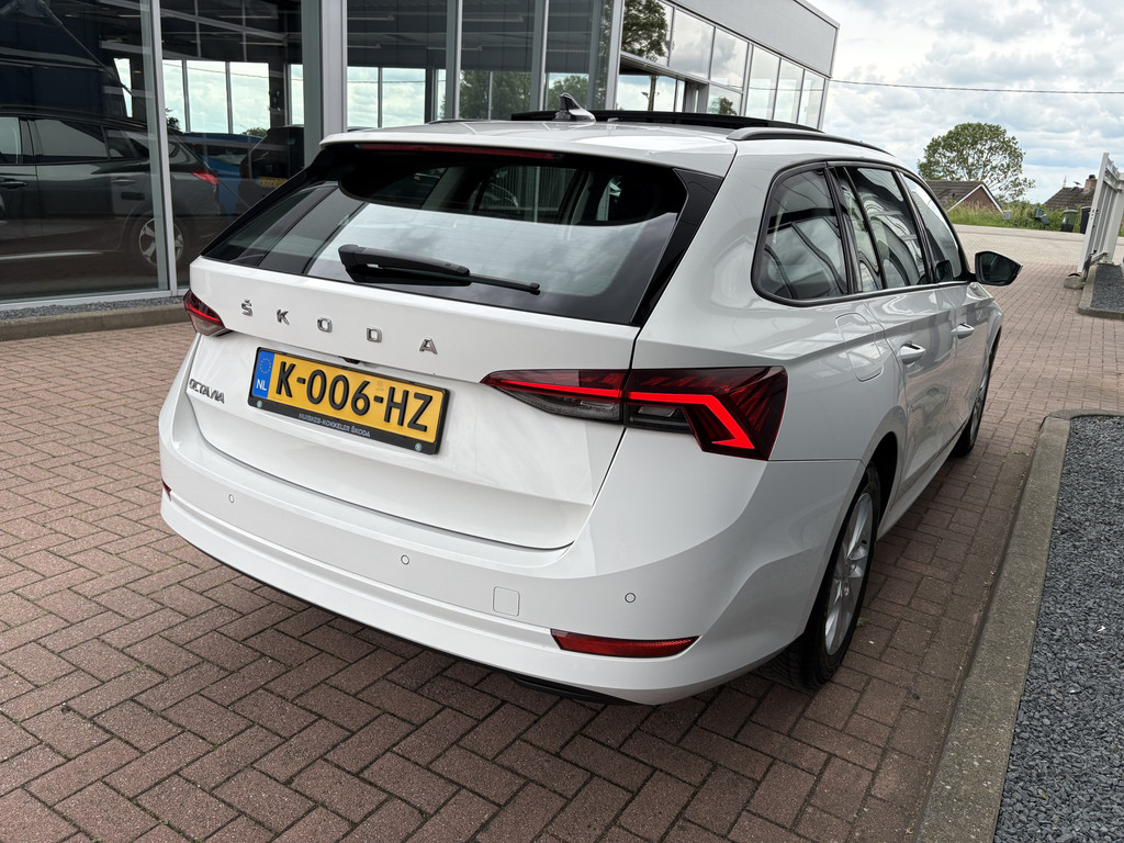 Škoda Octavia Combi 1.0 TSi Business Edition 54279377-4.jpg | Autobedrijf De Waal B.V.