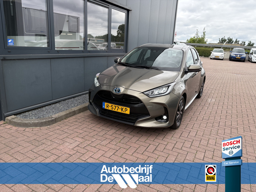 Toyota Yaris 1.5 Hybrid Dynamic 5-drs. 54908926-0.jpg | Autobedrijf De Waal B.V.