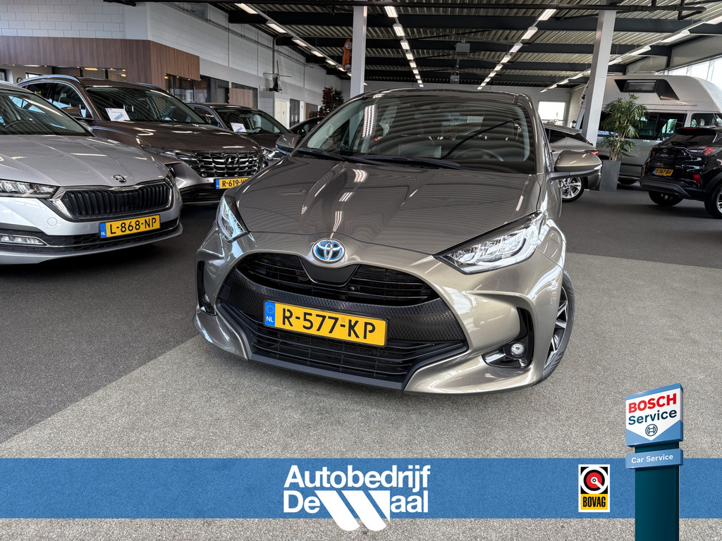 Toyota Yaris 1.5 Hybrid Dynamic 5-drs. 54908926-0.jpg | Autobedrijf De Waal B.V.