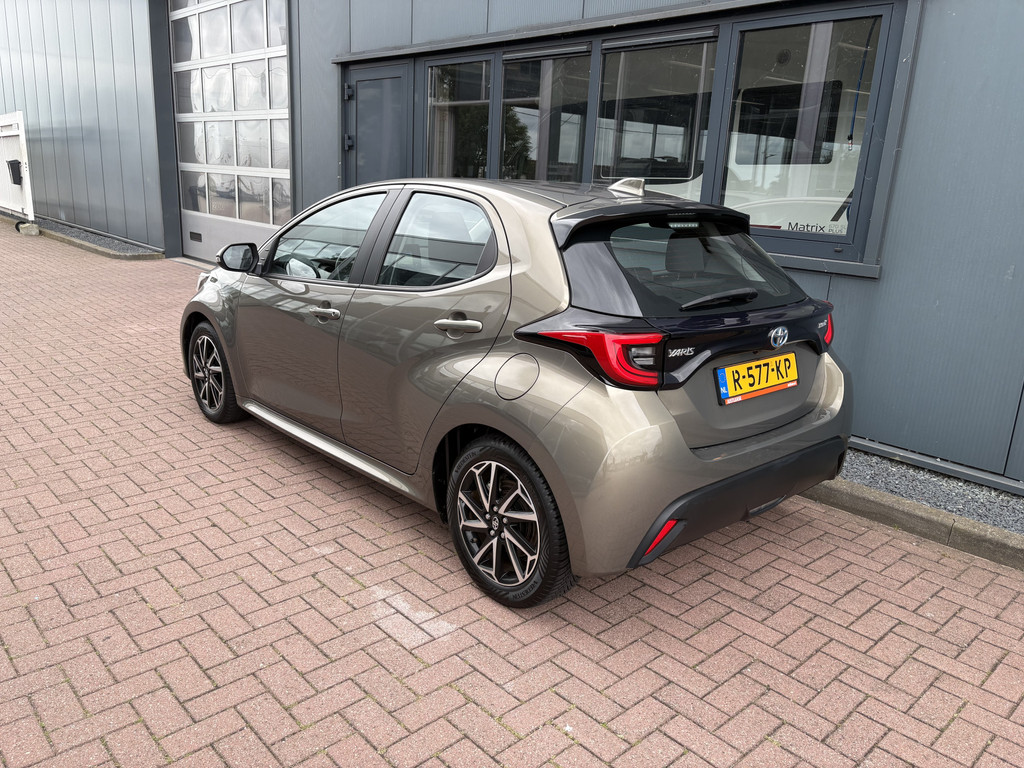 Toyota Yaris 1.5 Hybrid Dynamic 5-drs. 54908926-2.jpg | Autobedrijf De Waal B.V.