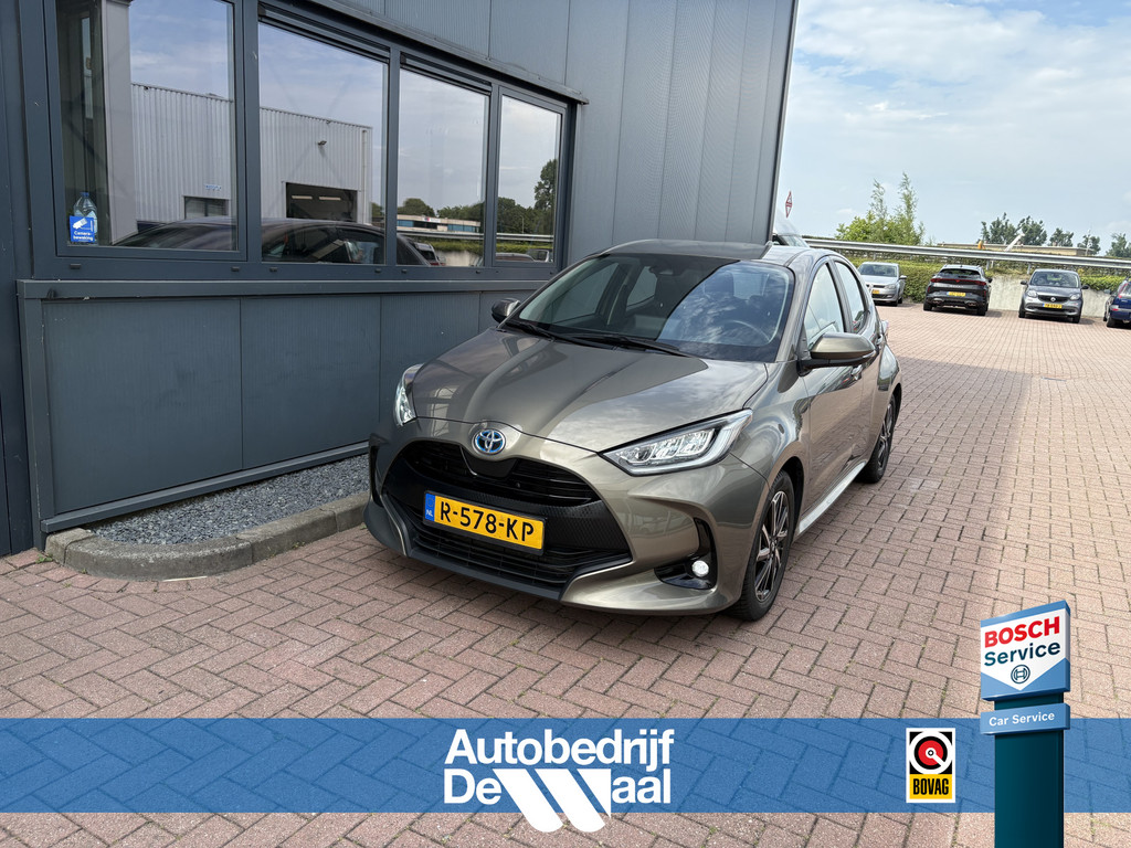 Toyota Yaris 1.5 Hybrid Dynamic 5-drs. 55025404-0.jpg | Autobedrijf De Waal B.V.