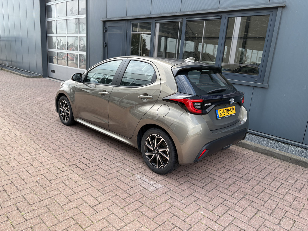 Toyota Yaris 1.5 Hybrid Dynamic 5-drs. 55025404-2.jpg | Autobedrijf De Waal B.V.