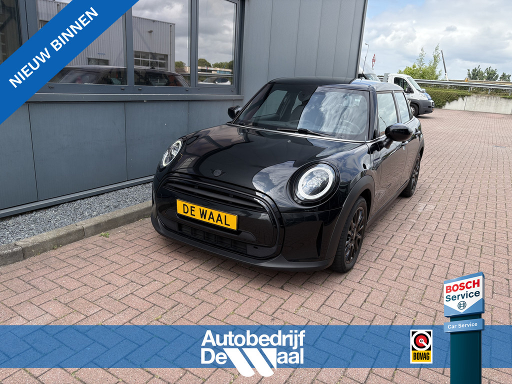 MINI 5-Deurs 1.5 Automaat 136pk Cooper 5-drs. 55098578-0.jpg | Autobedrijf De Waal B.V.