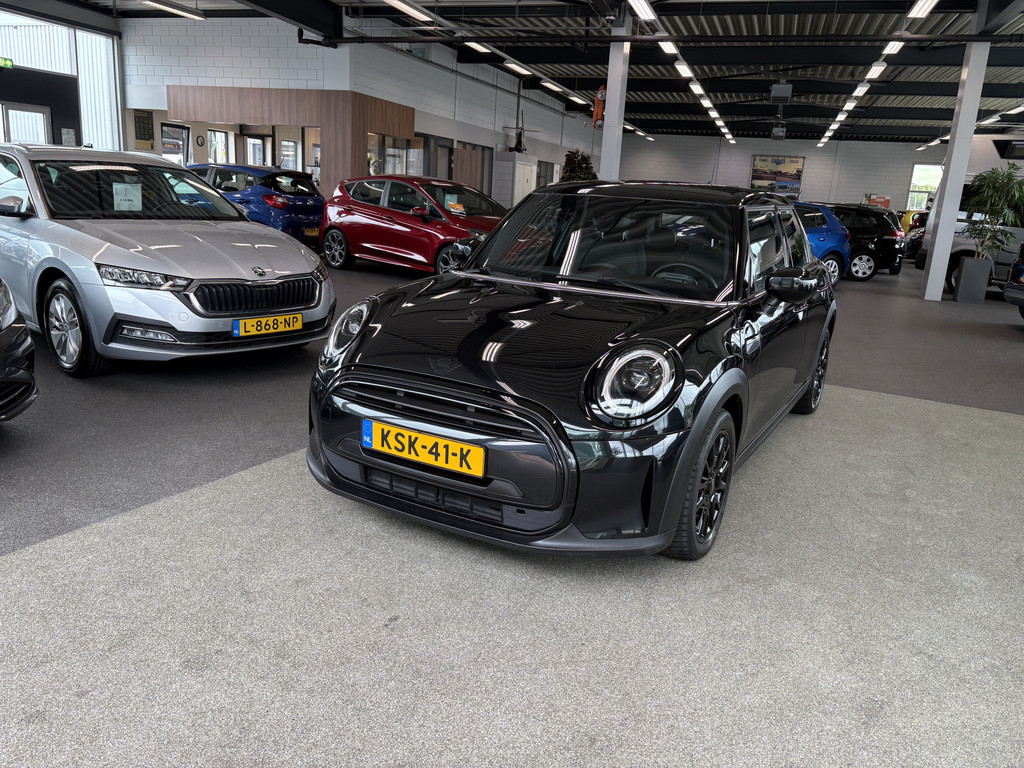 MINI 5-Deurs 1.5 Cooper 136pk 5-drs. 55098578-1.jpg | Autobedrijf De Waal B.V.