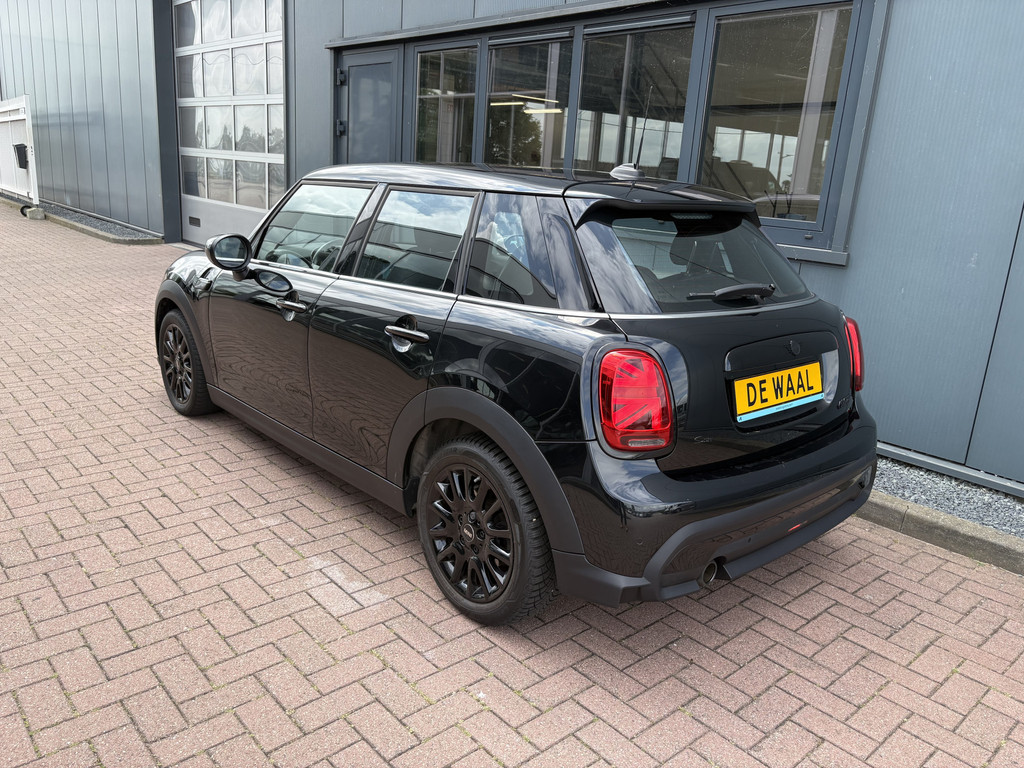 MINI 5-Deurs 1.5 Automaat 136pk Cooper 5-drs. 55098578-2.jpg | Autobedrijf De Waal B.V.