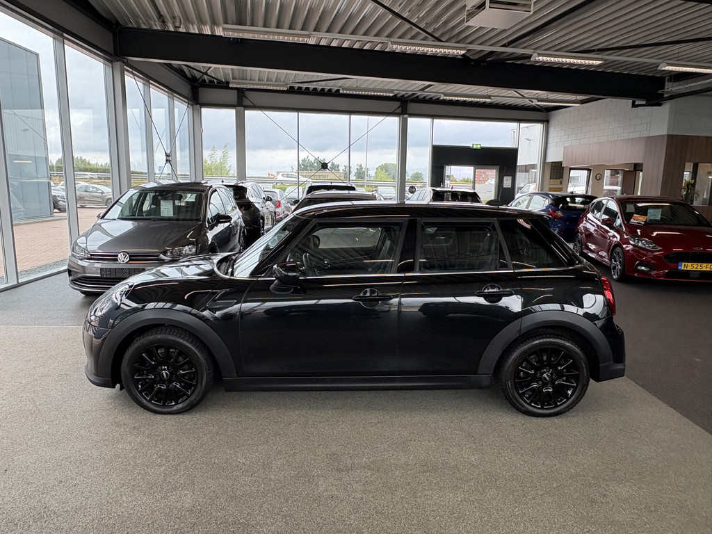 MINI 5-Deurs 1.5 Cooper 136pk 5-drs. 55098578-2.jpg | Autobedrijf De Waal B.V.