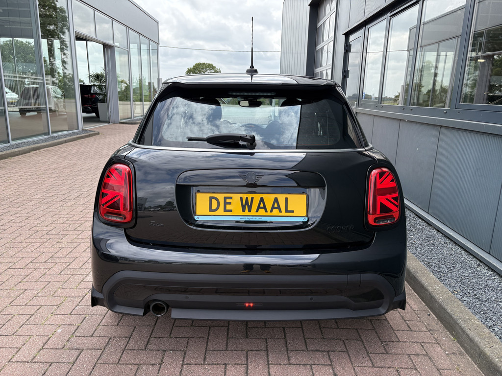 MINI 5-Deurs 1.5 Automaat 136pk Cooper 5-drs. 55098578-3.jpg | Autobedrijf De Waal B.V.