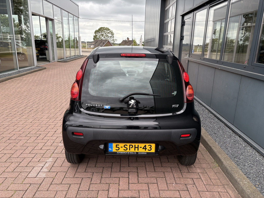 Peugeot 107 1.0 Active Premium 5-drs. 55106814-3.jpg | Autobedrijf De Waal B.V.
