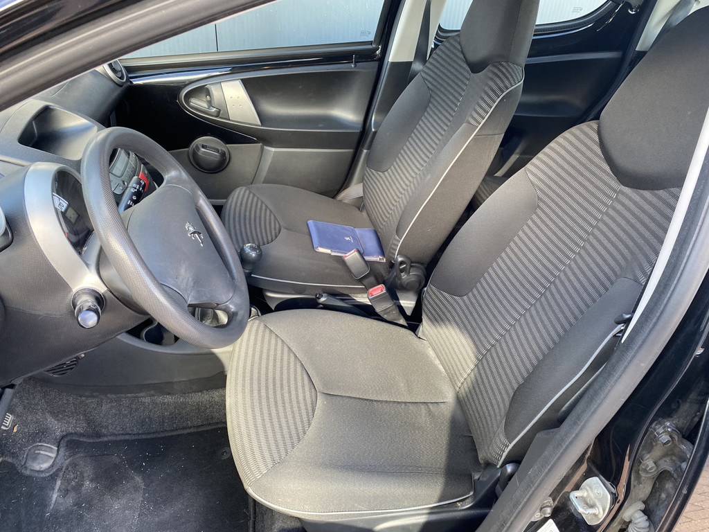 Peugeot 107 1.0 Active Premium 5-drs. 55106814-4.jpg | Autobedrijf De Waal B.V.