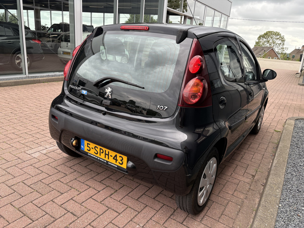 Peugeot 107 1.0 Active Premium 5-drs. 55106814-4.jpg | Autobedrijf De Waal B.V.