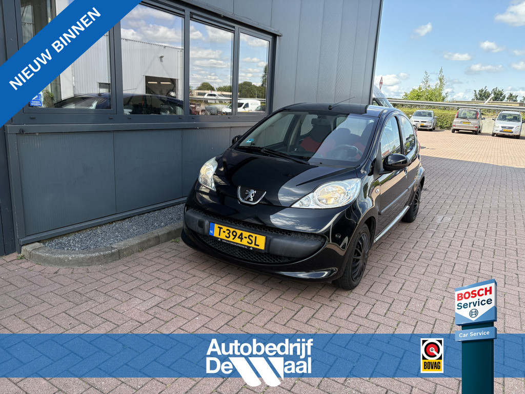 Peugeot 107 1.0 12v Urban Move 5-drs. 55362988-0.jpg | Autobedrijf De Waal B.V.