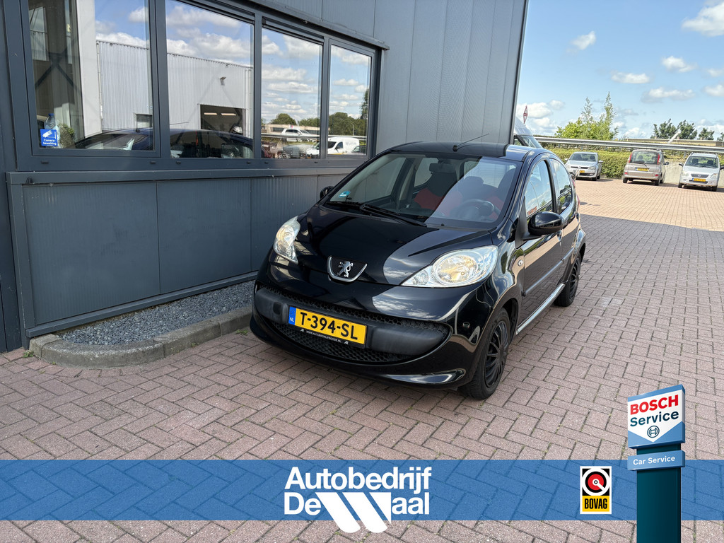 Peugeot 107 1.0 12v Urban Move 5-drs. 55362988-0.jpg | Autobedrijf De Waal B.V.