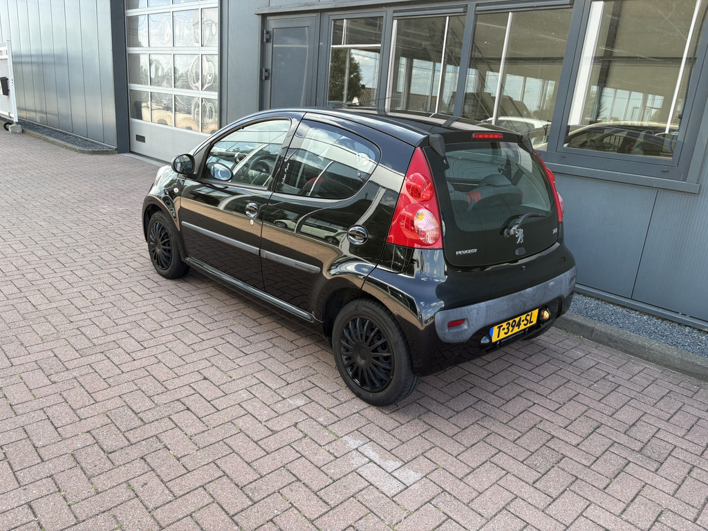Peugeot 107 1.0 12v Urban Move 5-drs. 55362988-2.jpg | Autobedrijf De Waal B.V.
