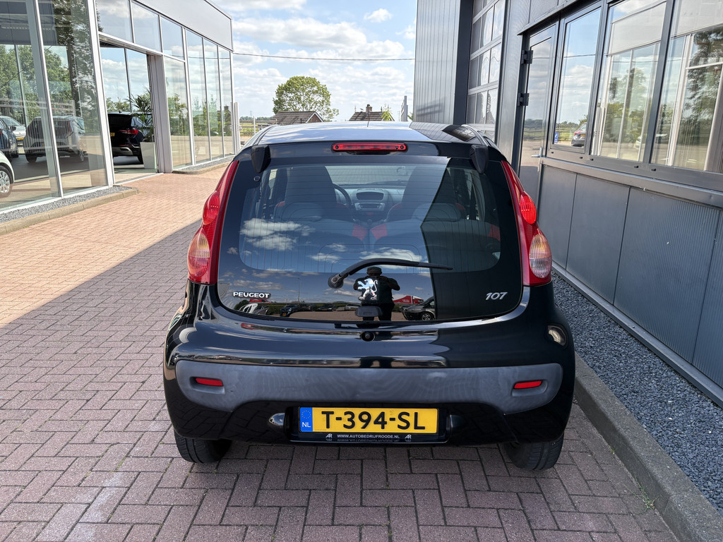 Peugeot 107 1.0 12v Urban Move 5-drs. 55362988-3.jpg | Autobedrijf De Waal B.V.
