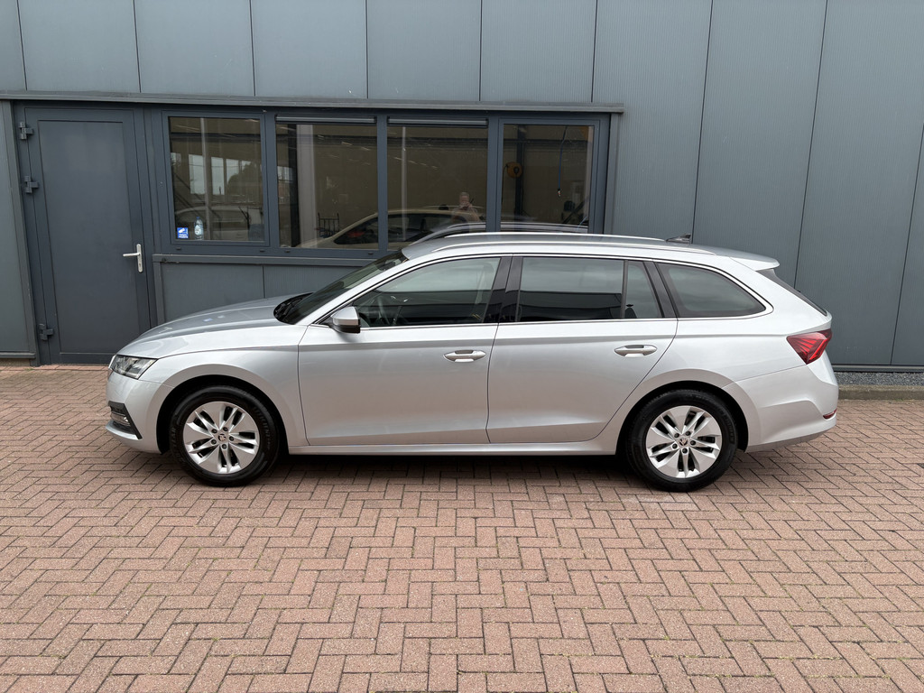 Škoda Octavia Combi 1.0 TSi Business Edition 55440893-1.jpg | Autobedrijf De Waal B.V.