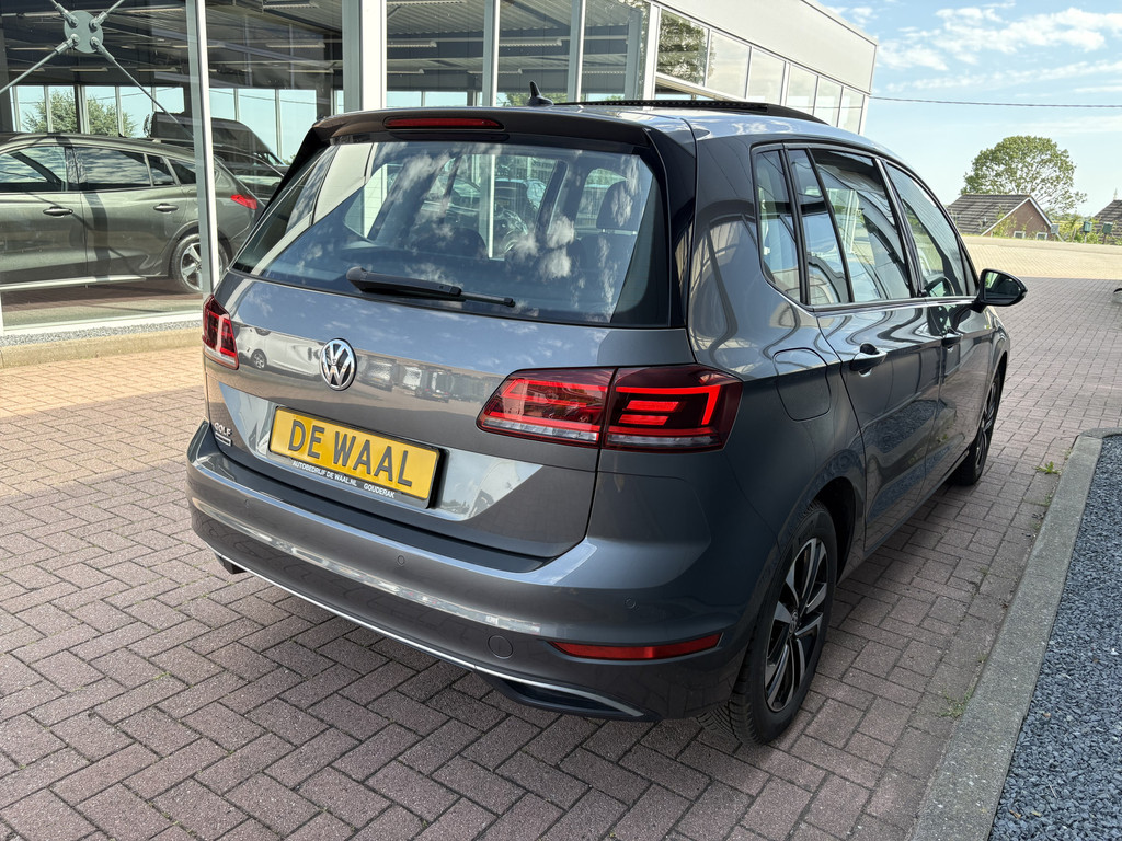 Volkswagen Golf Sportsvan 1.5 TSI ACT DSG Comfortline 55532829-4.jpg | Autobedrijf De Waal B.V.