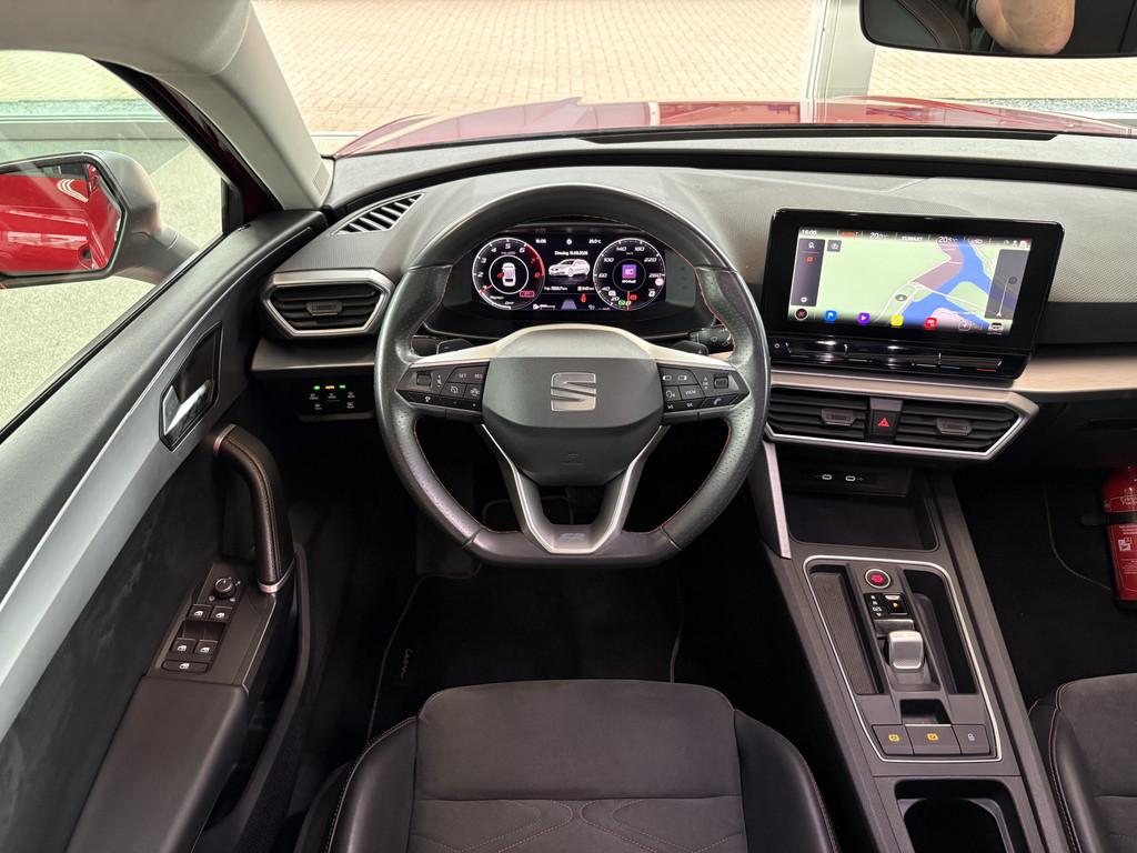 SEAT Leon Sportstourer 1.5 eTSi 150pk DSG FR Bns.Intense 55544622-1.jpg | Autobedrijf De Waal B.V.