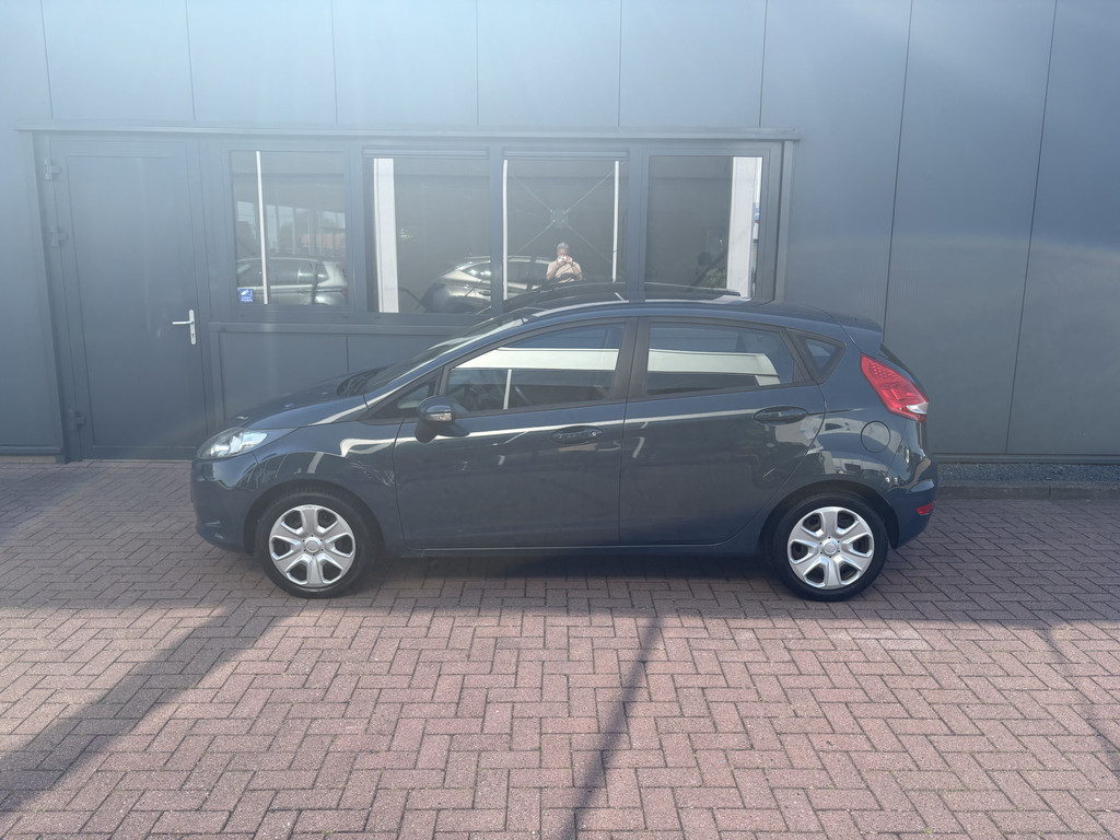 Ford Fiesta 1.25 Trend 82pk 5-drs. 55985463-1.jpg | Autobedrijf De Waal B.V.