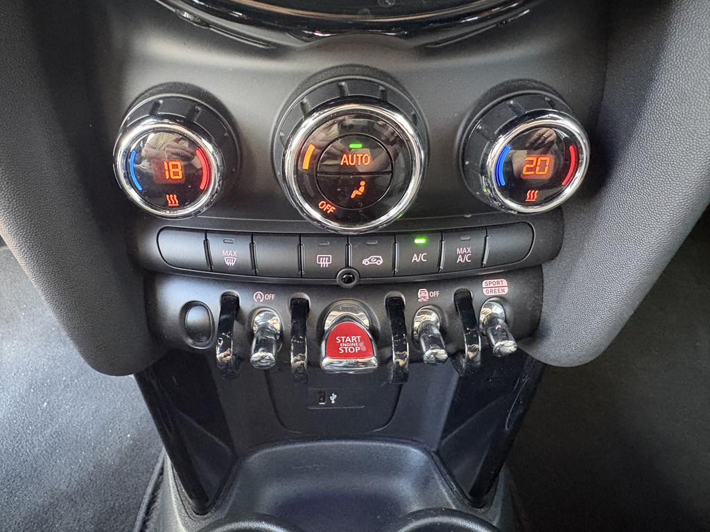 MINI 5-Deurs 1.5 Cooper 136pk Bns.Edition 5-drs. 56583039-4.jpg | Autobedrijf De Waal B.V.