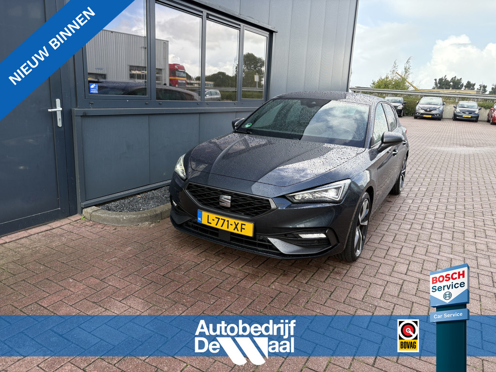 SEAT Leon 1.5 eTSi DSG 150pk FR Bns. Intense 56623351-0.jpg | Autobedrijf De Waal B.V.