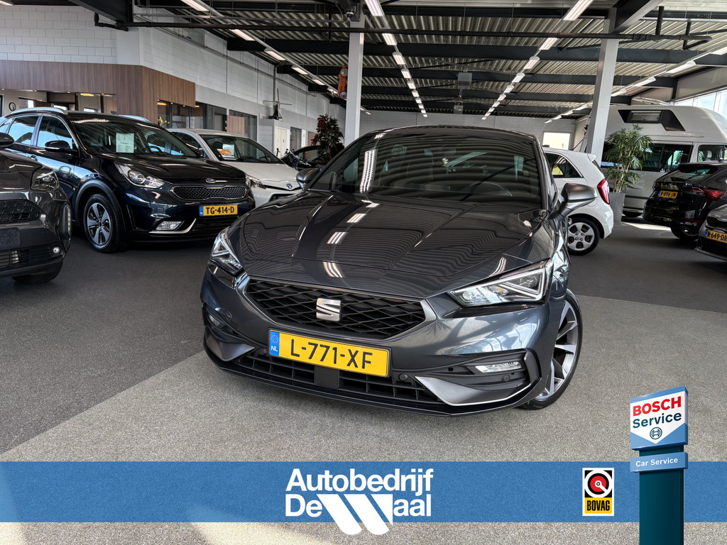SEAT Leon 1.5 eTSi DSG 150pk FR Bns. Intense 56623351-0.jpg | Autobedrijf De Waal B.V.