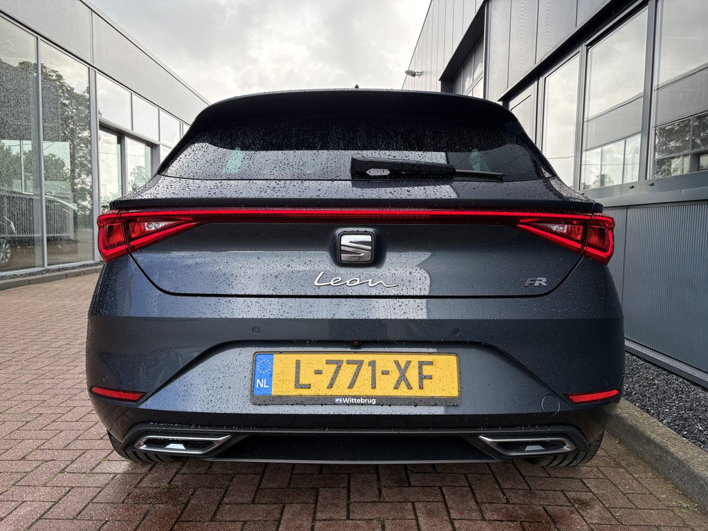 SEAT Leon 1.5 eTSi DSG 150pk FR Bns. Intense 56623351-3.jpg | Autobedrijf De Waal B.V.