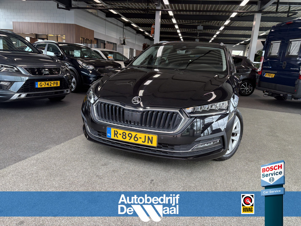 Škoda Octavia Combi 1.0 TSi Bns.Edition Plus 56711149-0.jpg | Autobedrijf De Waal B.V.