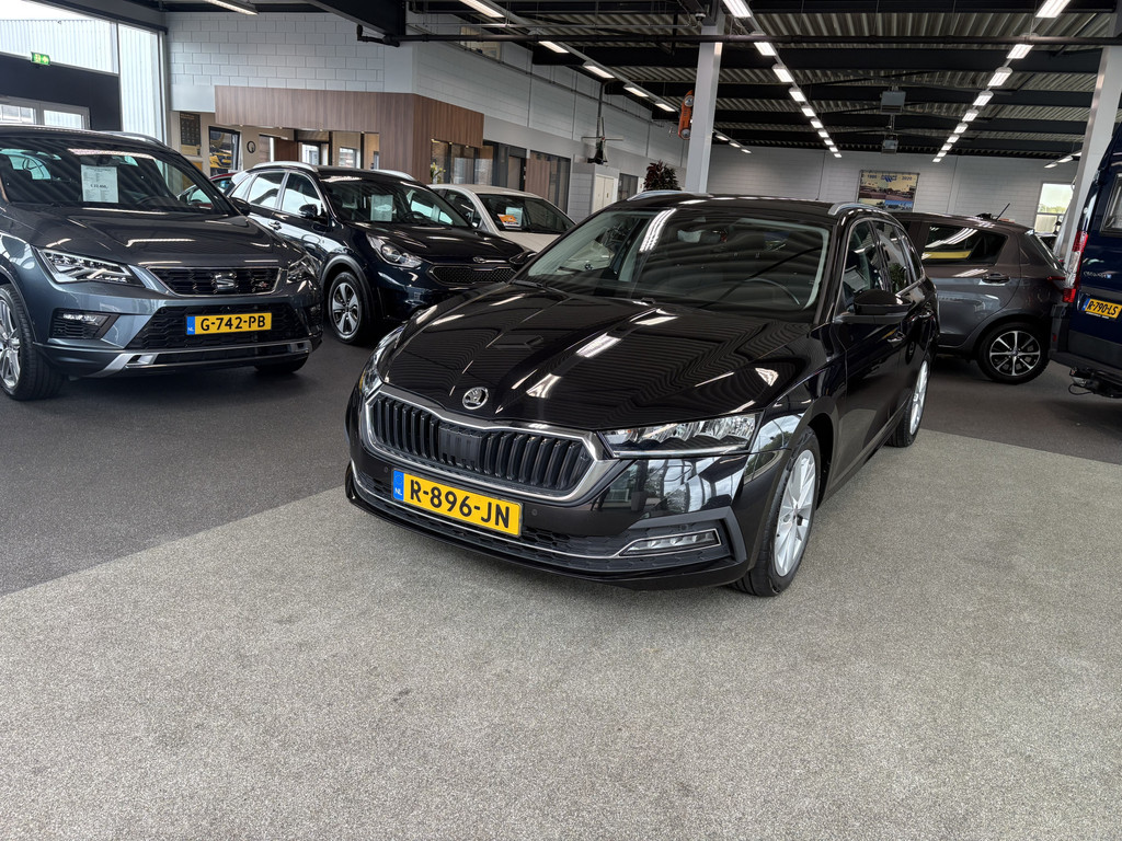 Škoda Octavia Combi 1.0 TSi Bns.Edition Plus 56711149-1.jpg | Autobedrijf De Waal B.V.