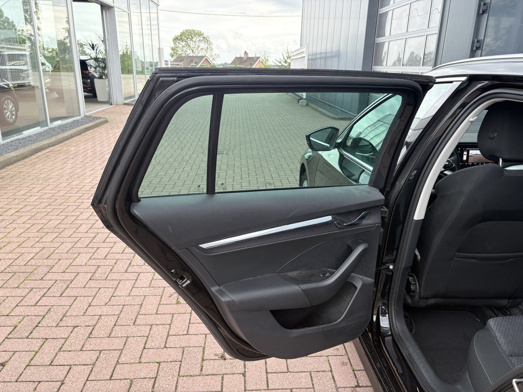 Škoda Octavia Combi 1.0 TSi Bns.Edition Plus 56711149-44.jpg | Autobedrijf De Waal B.V.