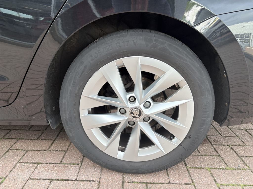 Škoda Octavia Combi 1.0 TSi Bns.Edition Plus 56711149-57.jpg | Autobedrijf De Waal B.V.