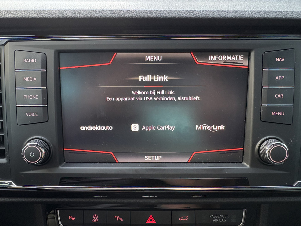 SEAT Ateca 1.5 TSi 150pk DSG FR Bns.Intense 56968155-3.jpg | Autobedrijf De Waal B.V.