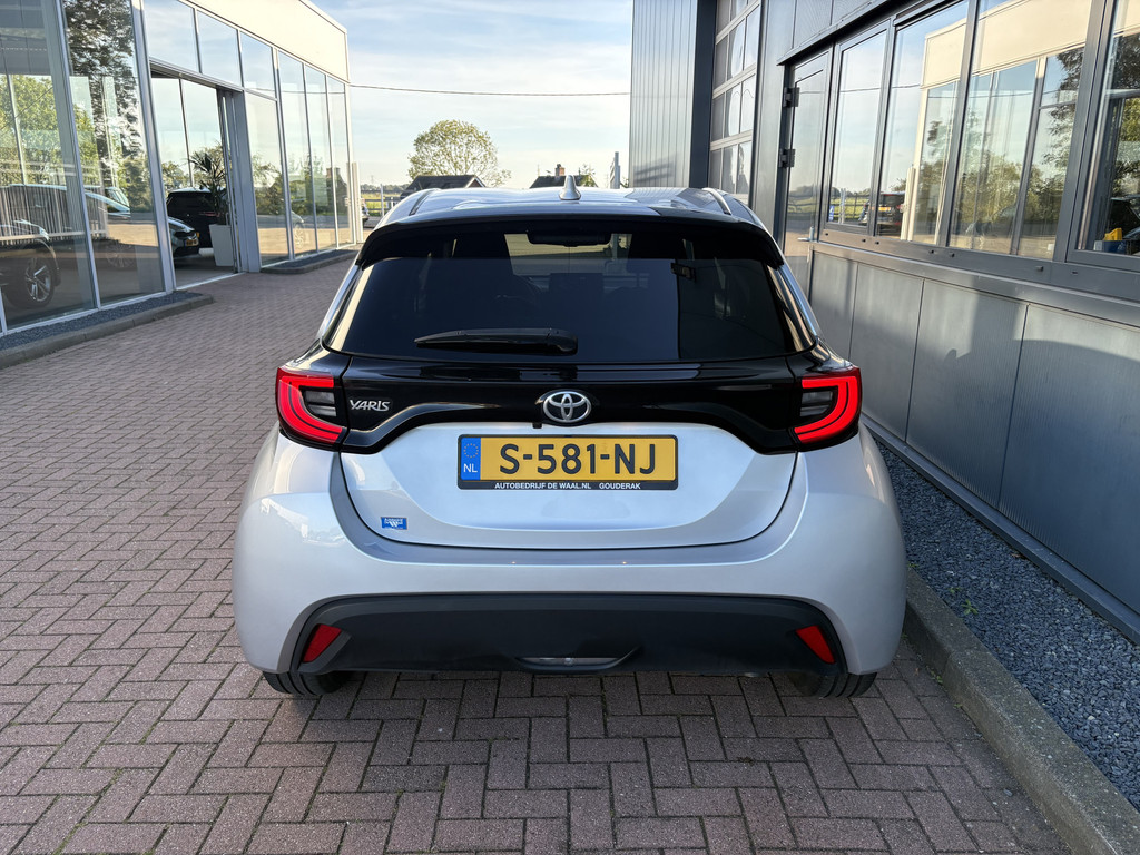 Toyota Yaris 1.5 VVT-i 125pk Business Plus 57224469-3.jpg | Autobedrijf De Waal B.V.