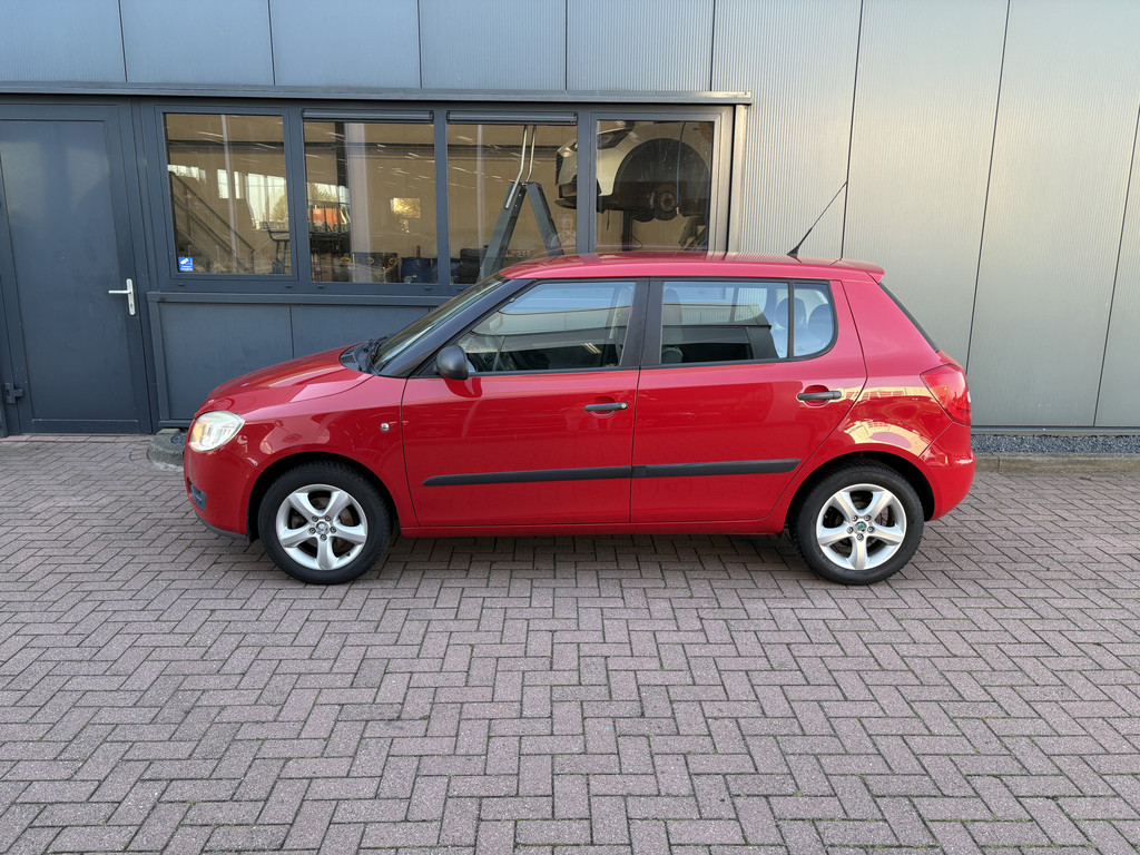Škoda Fabia 1.2 12v Plus 5-drs. 57470338-1.jpg | Autobedrijf De Waal B.V.