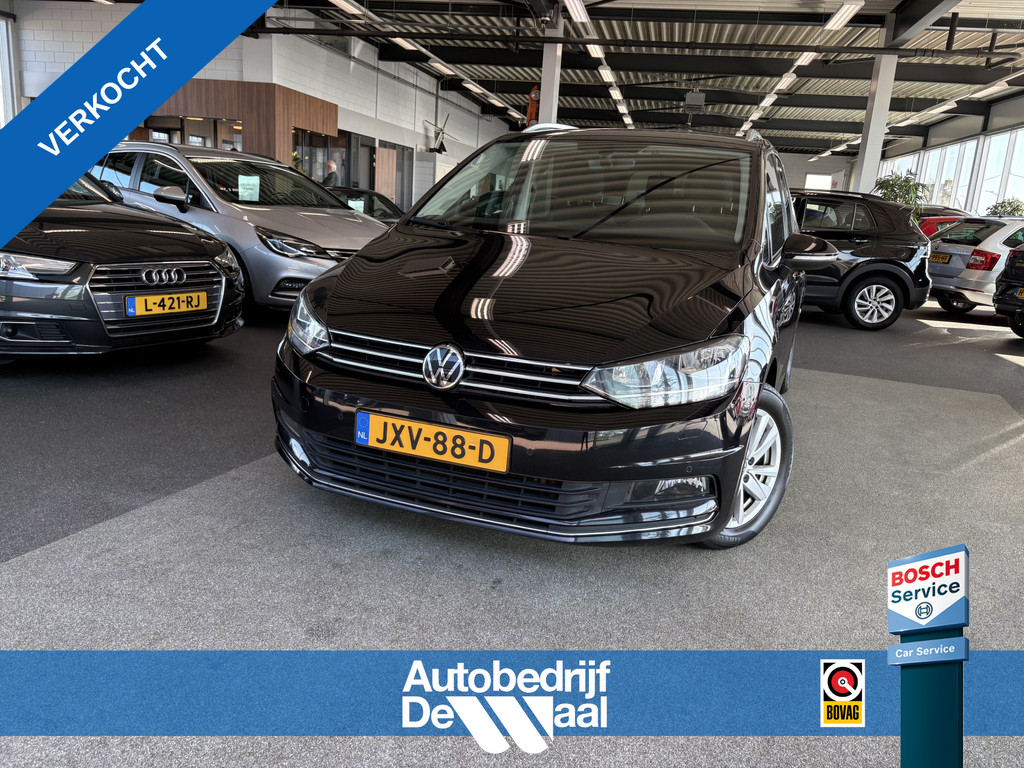 Volkswagen Touran 1.5 TSi 150pk Highline 7-persoons 51394106-0.jpg | Autobedrijf De Waal B.V.